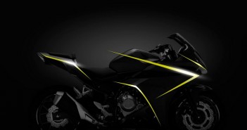 2016-Honda-CBR500R-teaser_3