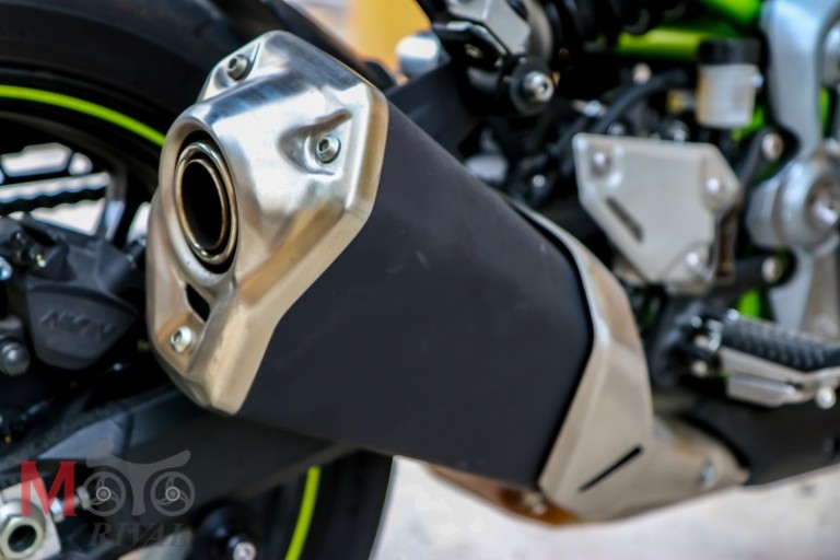 KawasakiZ900_Exhaust