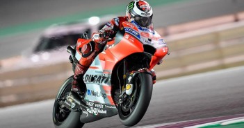 lorenzo-action-qatar-gara