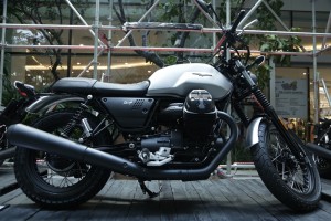 2019-motoguzzi-v7-iii-rough-thai-09