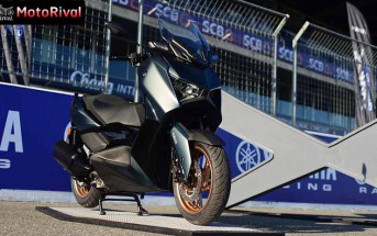 2023 Yamaha XMAX 300 COnnected